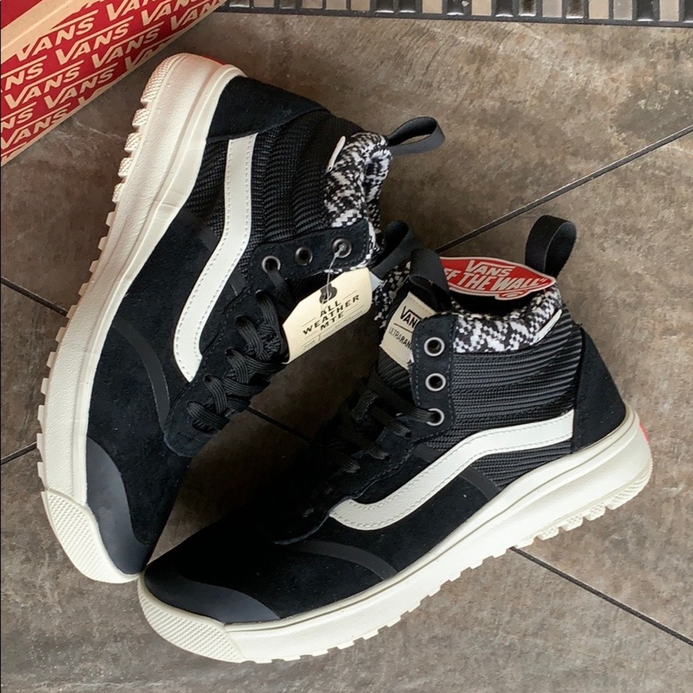 •VANS ULTRARANGE HI Dl Mte Woven/Black WMNS